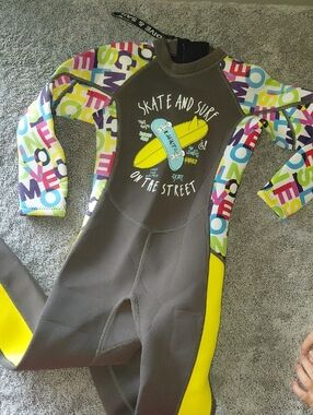 Skate and Surf Kids' Grey & Yellow Rashguard Wetsuit
